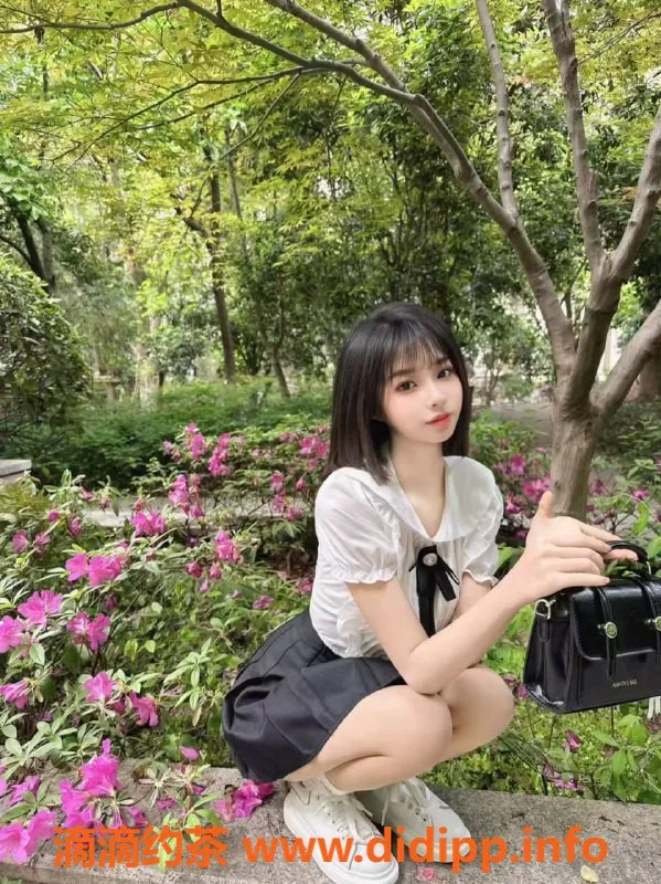 福州楼凤-福州台江万达南南，20岁少女，164cm，82斤，34B