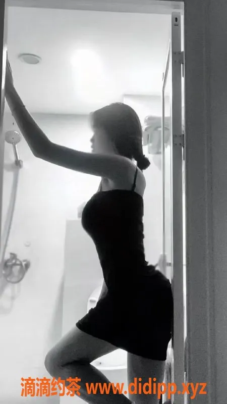 成都楼凤资源信息,成华区新来的嫩妹，18岁身高163，颜值高服务好