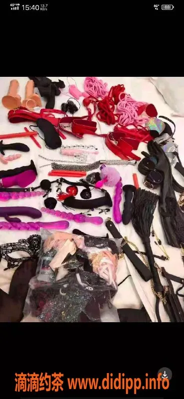 上海楼凤-普陀艾米：25岁36F御姐，专享SM服务