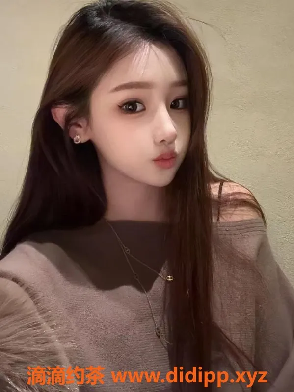 上海楼凤-普陀年年：170cm、45斤、大胸嫩妹，1200起