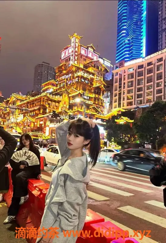 成都楼凤资源信息,成华区优曼，18岁160cm，身材火辣，口技逆天