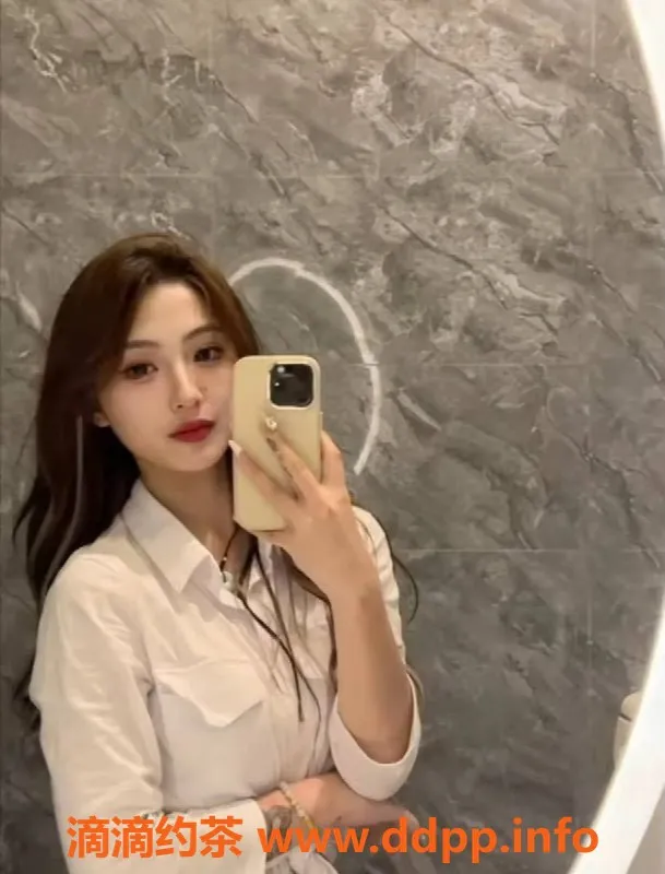 成都楼凤-成华区优曼，18岁160cm，身材火辣，口技逆天