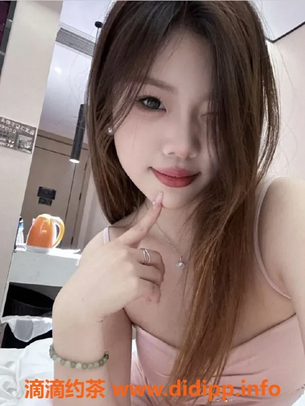 厦门楼凤-万科里嫩妹希米鹿，18岁乖巧舌吻体验