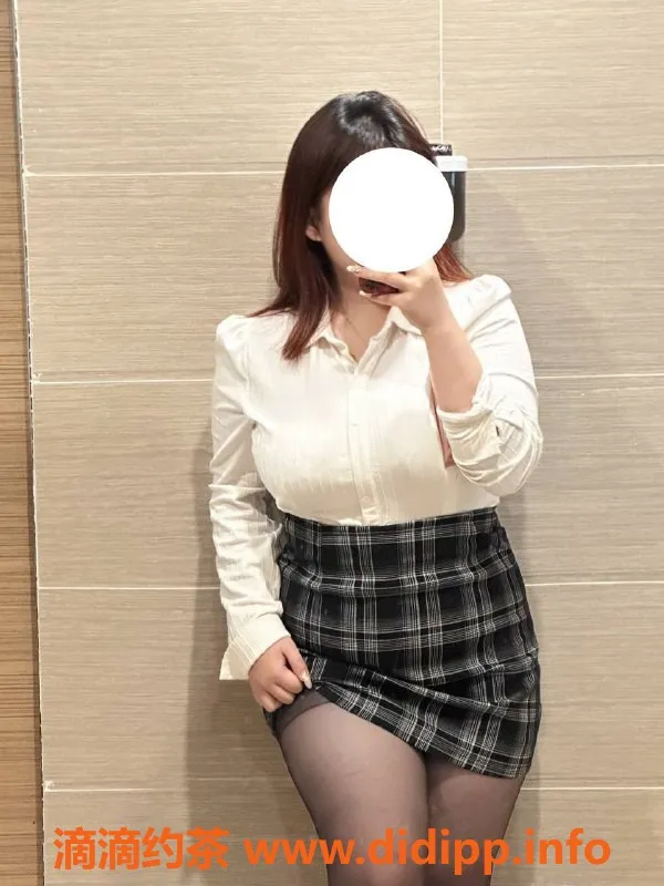 广州楼凤-上门服务Elena，8P体验，极品御姐直达！