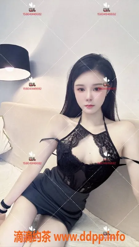 深圳楼凤-南山馨儿：27岁D罩杯美女，1000元起