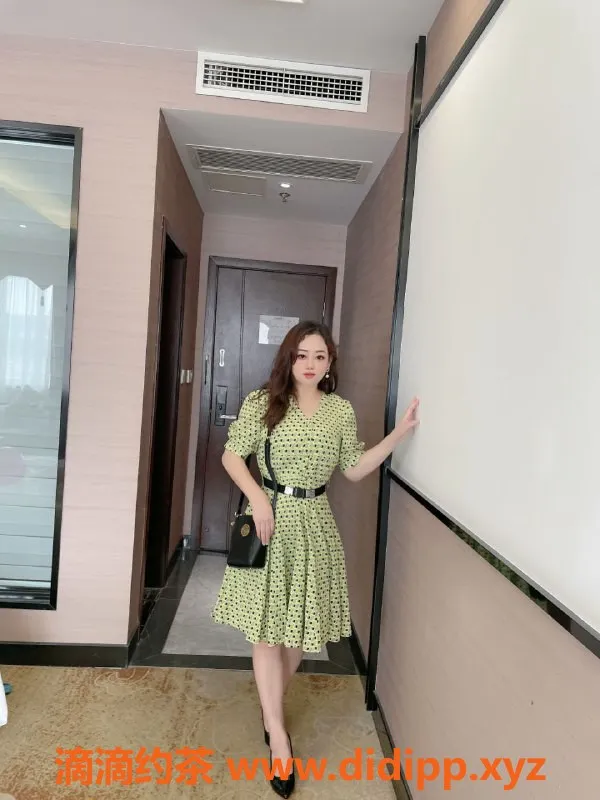 成都楼凤-妍妍，30岁，成华区全新服务体验，400元/小时