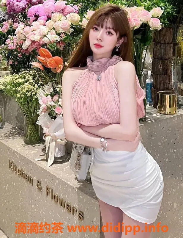 上海楼凤-黄浦朴美美，171cm大胸美女，1800P起