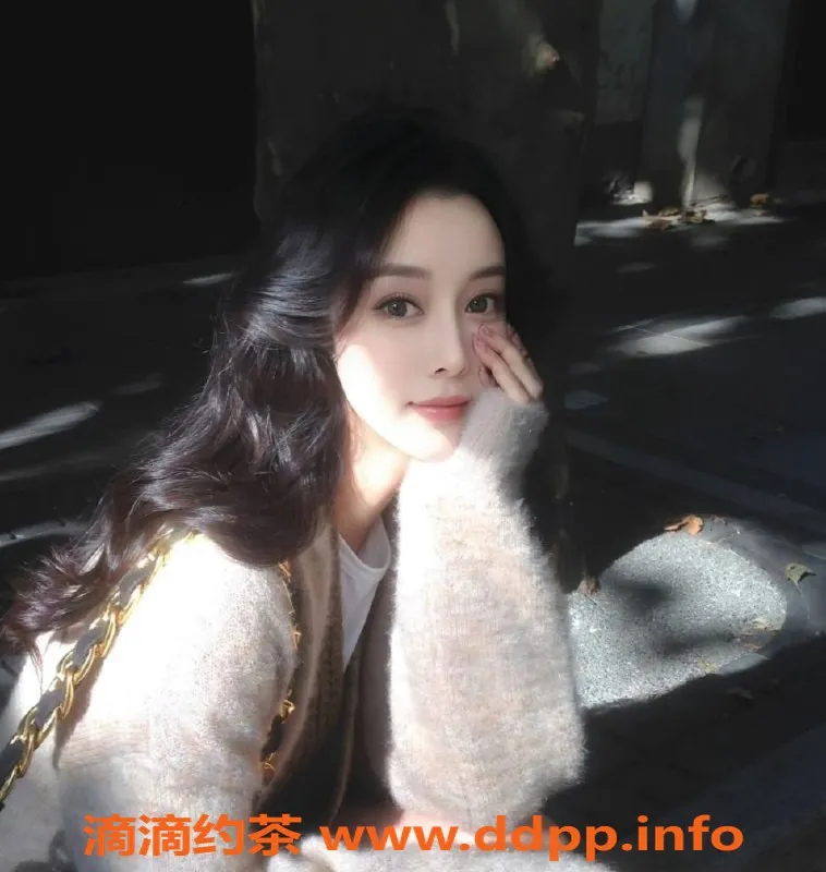 上海楼凤-普陀初恋，170cm长腿D胸，服务超棒