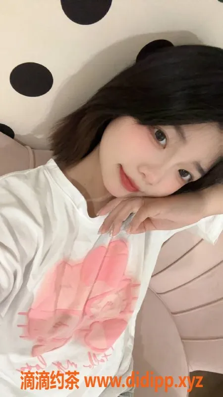 成都楼凤资源信息,成都欣菜菜，165cm、100斤高颜嫩妹，服务全面仅600