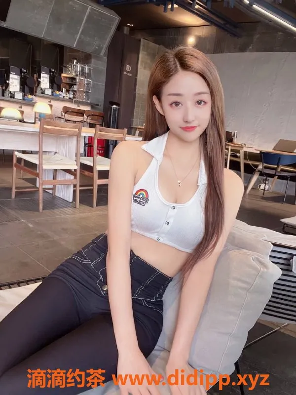 东莞楼凤-南城甜柚，168cm 24岁 性感舒适服务