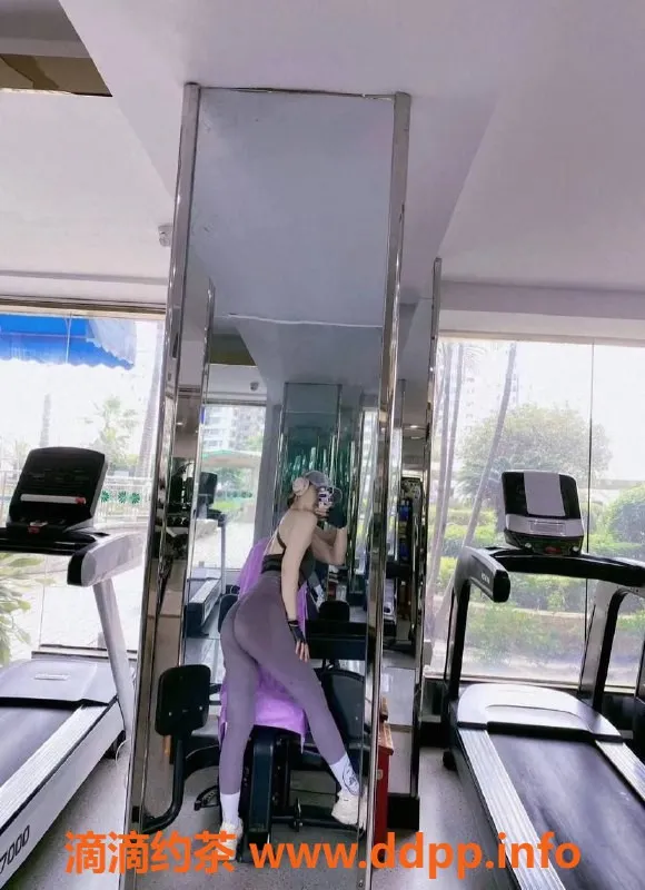 厦门楼凤-思明莲坂果芙小姐姐，99年温柔服务好