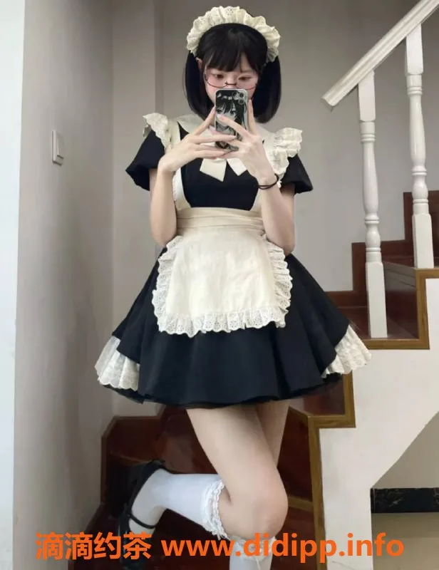 上海楼凤-浦东小樱桃，168cm白嫩妹，1000P起