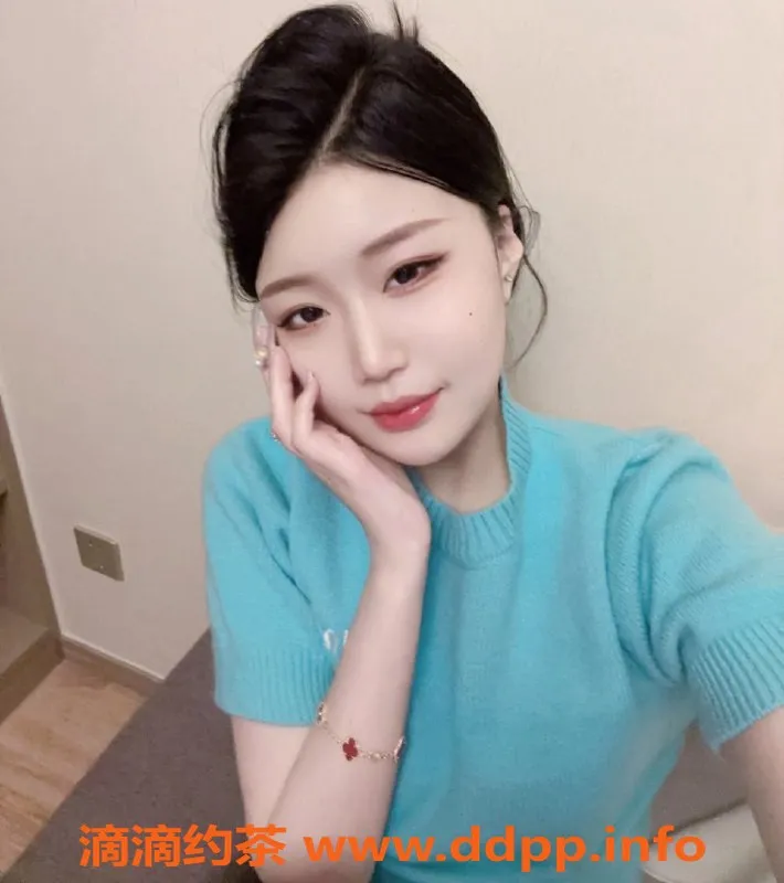 上海楼凤-黄浦Mini，172长腿C罩杯，1300元起