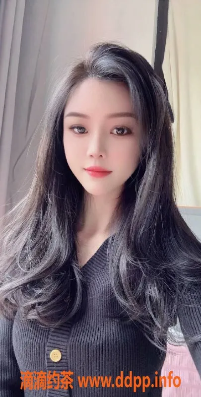 杭州楼凤-上城子涵，800课费，双飞舌吻等服务