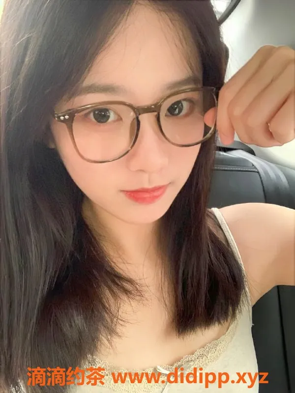 上海楼凤资源信息,长宁雨桐，165cm 45kg，1200元起，颜值在线