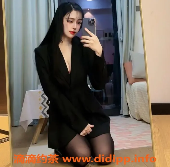 上海楼凤-波多野，163cm巨乳美眉，普陀艳舞服务