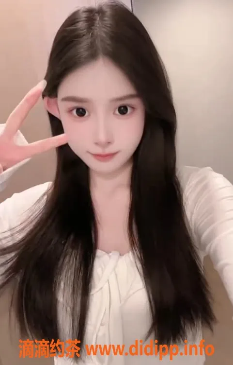 上海楼凤-静安娜娜，颜值高腿长，2500元起约会！