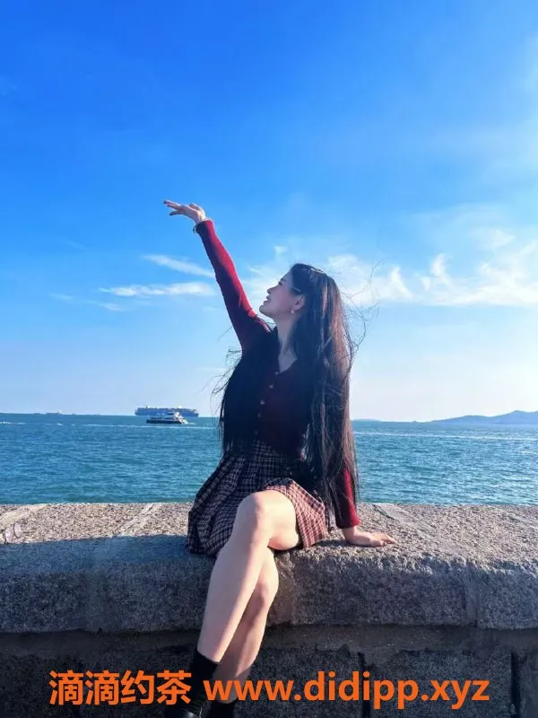 成都上门服务-成都蓝予23岁，100斤巨乳嫩妹，包夜服务600元