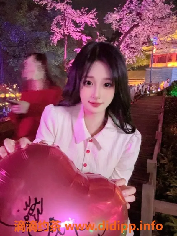 东莞楼凤-南城糯米，800元激情服务，双向体验