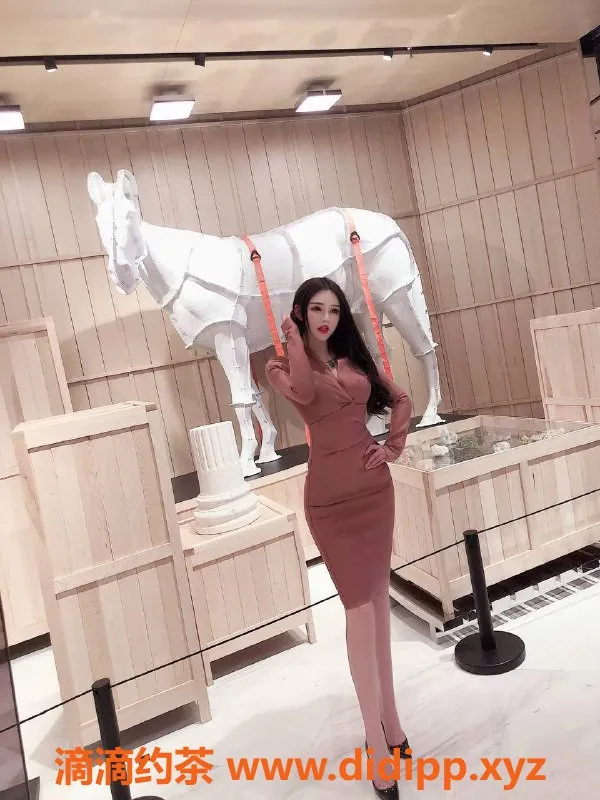 广州楼凤资源信息,天河大蜜蜜，19P大长腿御姐等你来约！