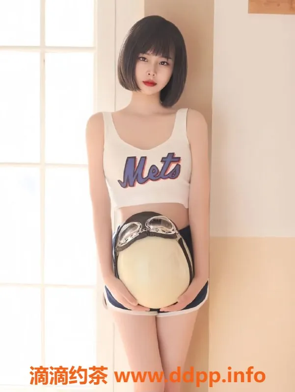 上海楼凤-普陀李颖莎，165cm 45KG 颜值高，800元