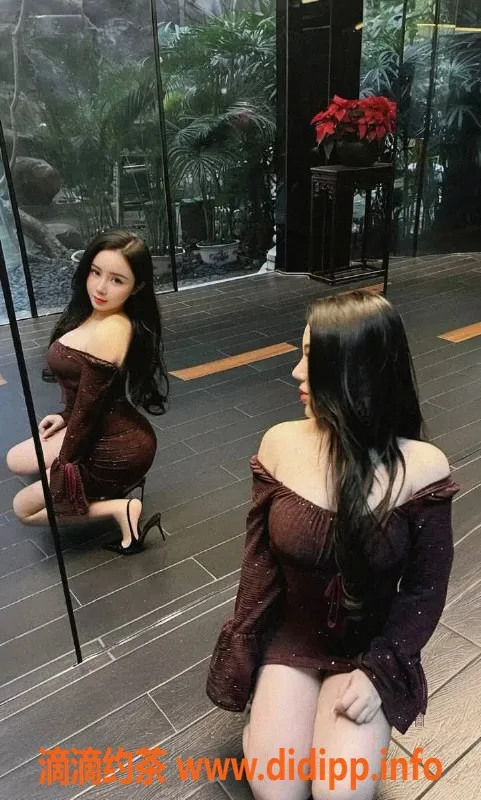 广州楼凤-广佛 Miss黄，1500元课费，热情服务