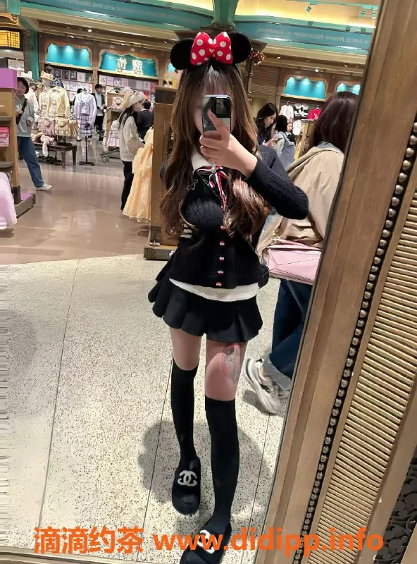 成都楼凤-成都嫩妹七七，165cm、100斤，首次体验仅需600元