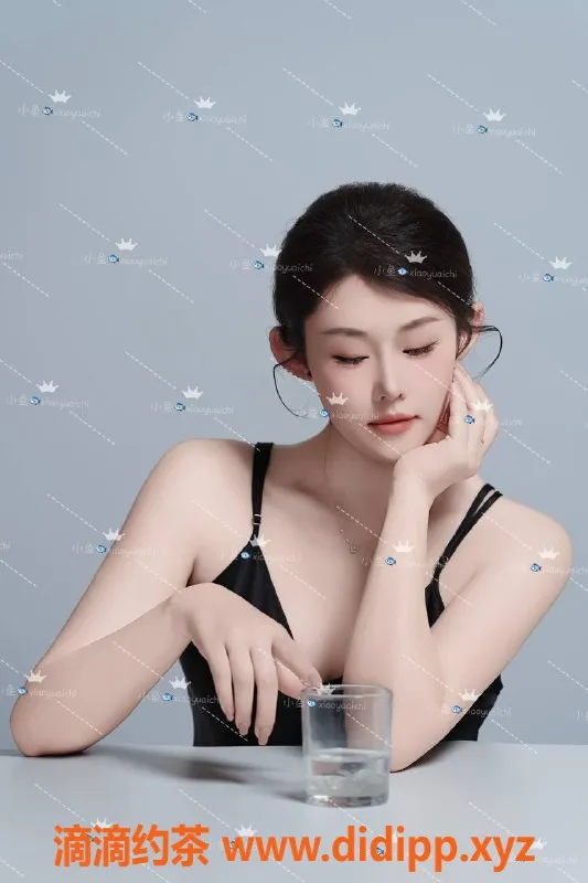 杭州楼凤资源信息,拱墅御姐小鱼，800元体验一字马服务