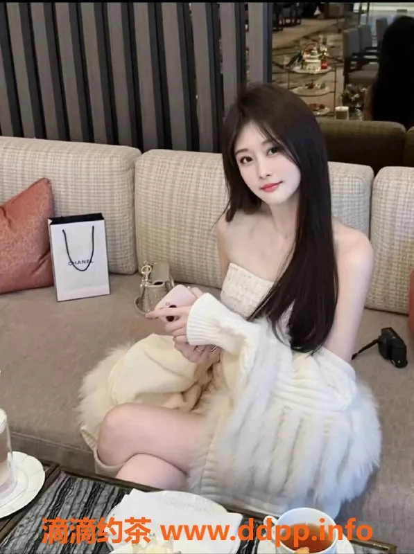 广州楼凤-天河御姐雪婷，大长腿10P视频验证服务