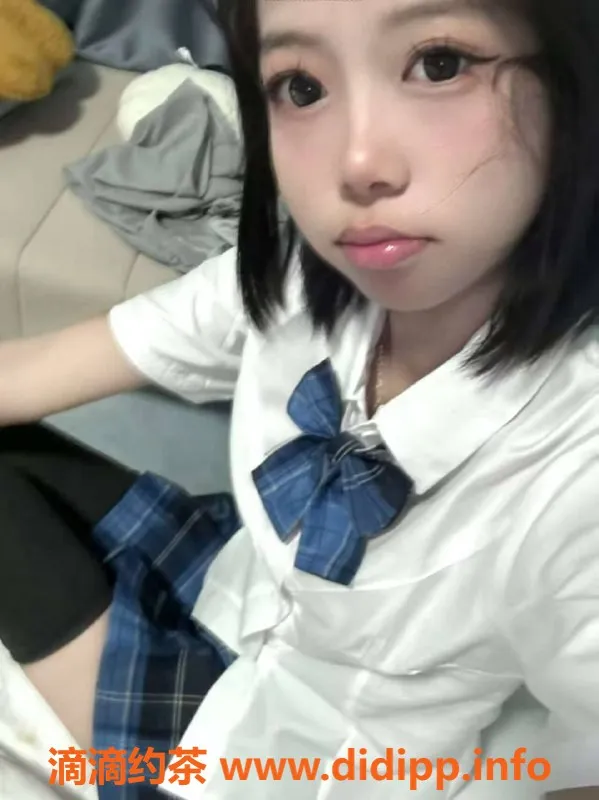 成都楼凤-成都骚骚学妹来袭，服务项目丰富！