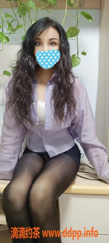 北京抓龙筋-朝阳西坝河熟女混血安摩女郎，身材凹凸有致