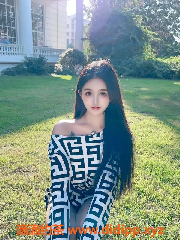 杭州楼凤-杭州乐彤 21岁大D 背部紧致 900元体验