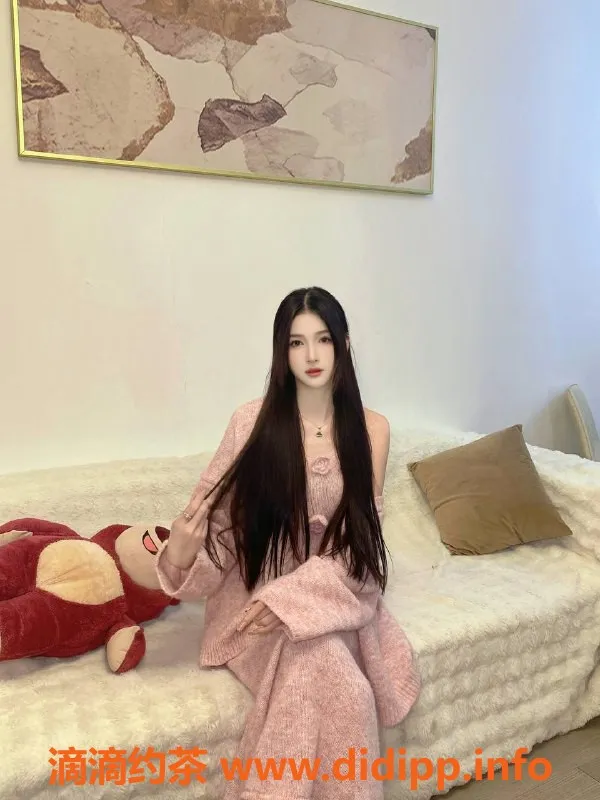 广州楼凤-天河薇薇，1000p嫩妹长腿服务