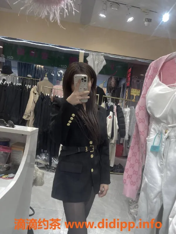 广州楼凤-南海黄岐嫩妹笑笑，服务超棒，快来试试！