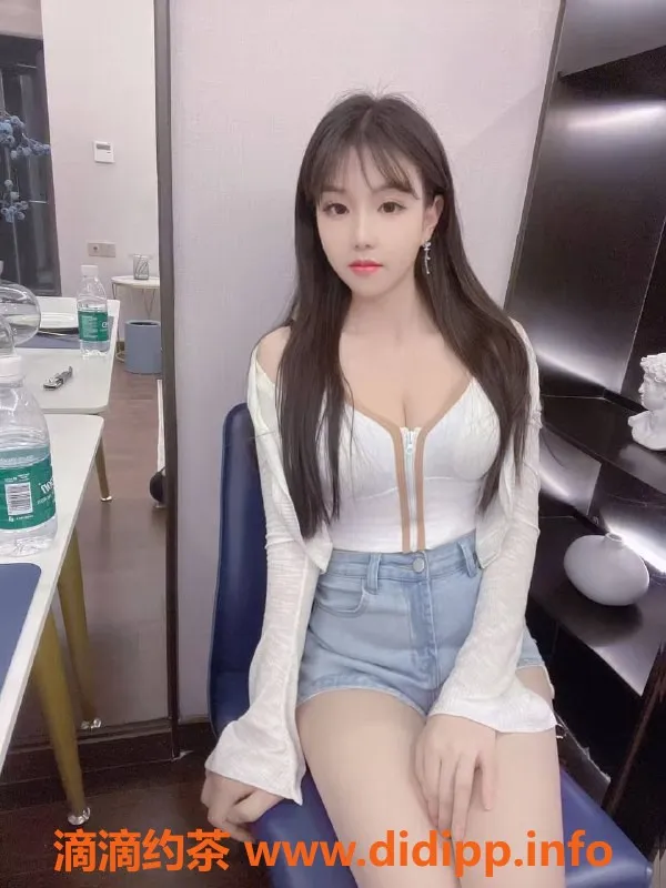 广州楼凤-佛山小恬恬，嫩妹大胸8P服务超赞