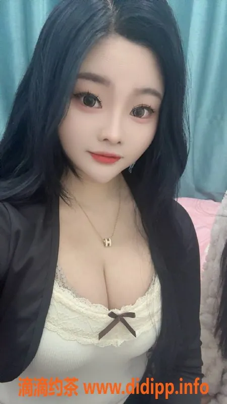 南京楼凤资源信息,栖霞区雪碧，26岁E罩杯少妇，全套服务仅700P