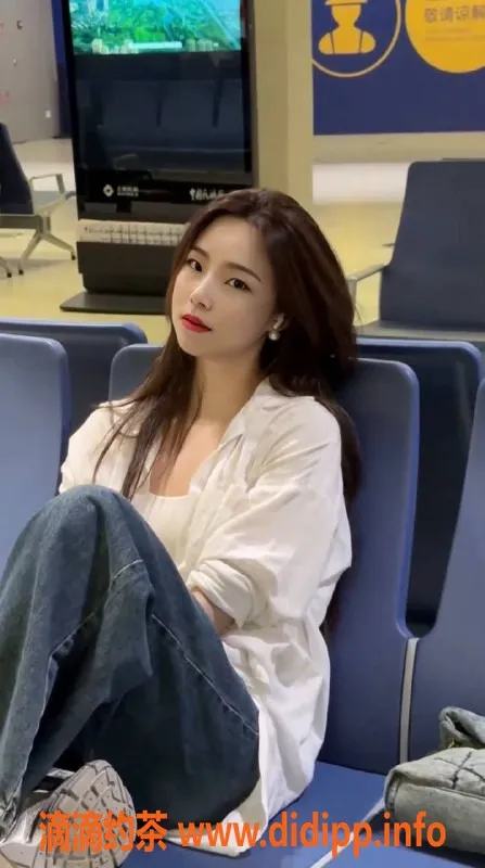 佛山楼凤-佛山新人疏雨，课费800起，性价比高