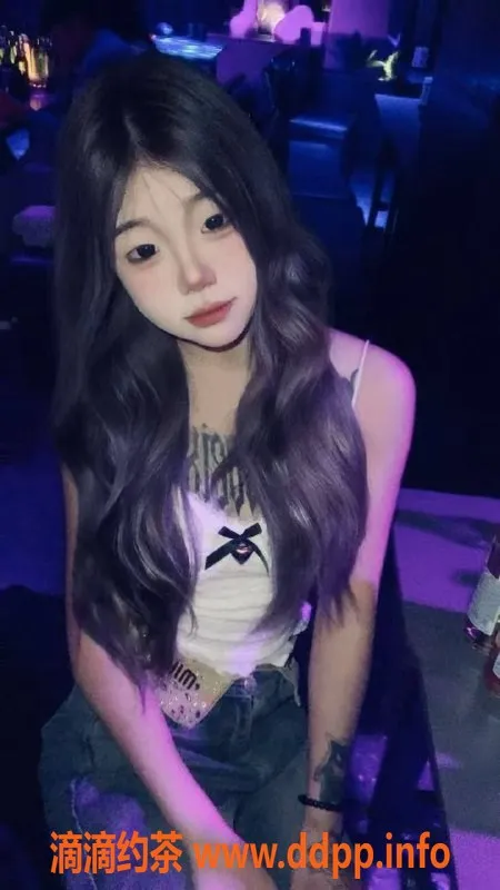 成都楼凤-成都九万，161cm嫩妹，600元享服务