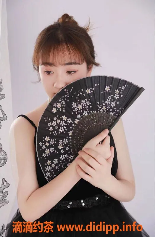 广州楼凤-天河洋洋，600元/次，热情服务等你来体验