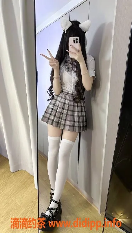 深圳楼凤-南山嫩妹西西，166B，18岁，90斤，超值服务