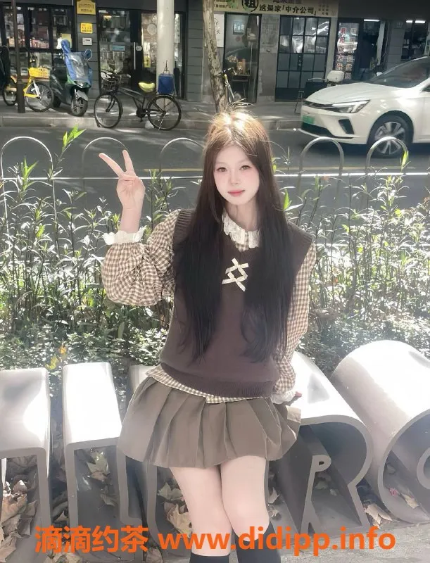 广州楼凤-天河嫩妹小Q，700元一小时，视频验证！