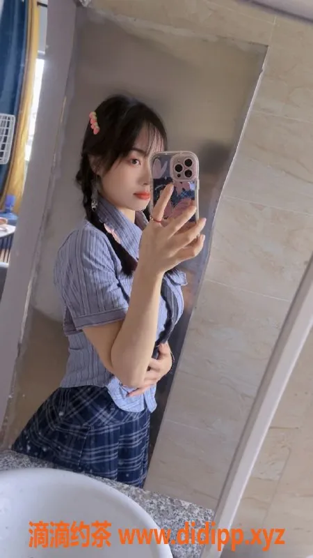 广州楼凤-黄埔小美，御姐大长腿，7P课费，鸳鸯浴服务