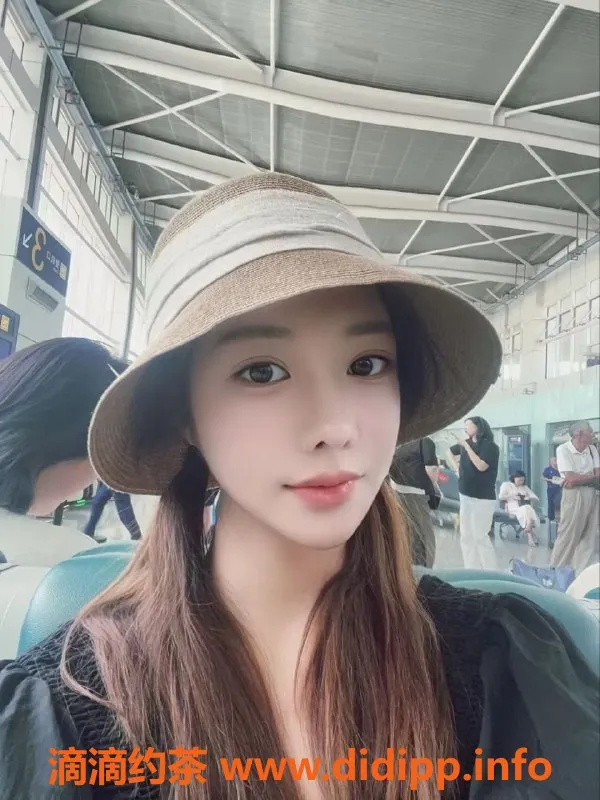 深圳楼凤-南山SM艺名徐小雨，春节特惠服务