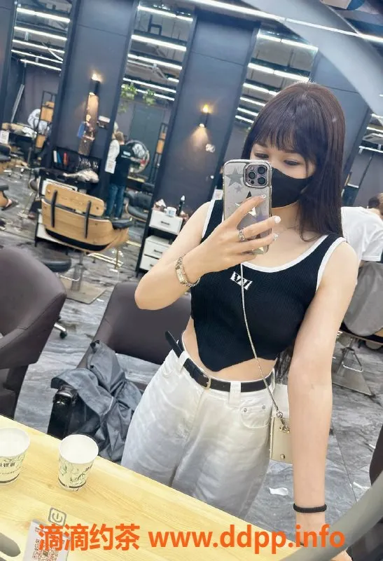 广州楼凤-金沙洲西西，双飞69，超好服务！