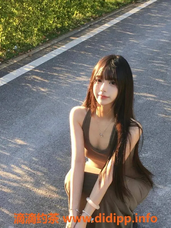 深圳楼凤资源信息,南山区仔仔，课费1388p，服务超赞！