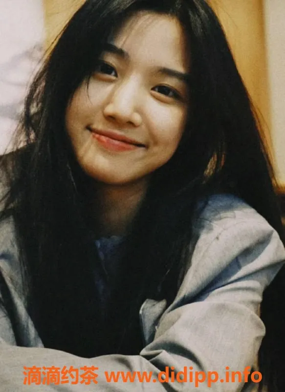 上海楼凤-静安宸宸，1548斤C胸小白领，1500起