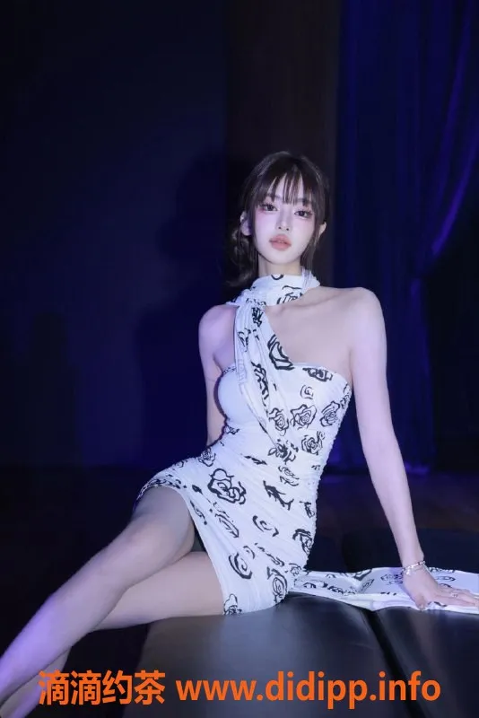 深圳楼凤-南山维密超模一一，1388起的绝佳体验