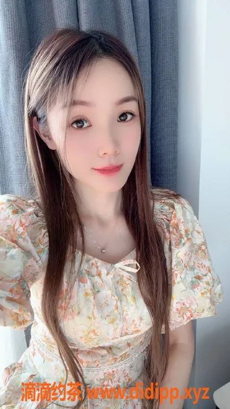 深圳楼凤资源信息,龙岗区小幸运，165高挑超正妹，24岁诱惑来袭！