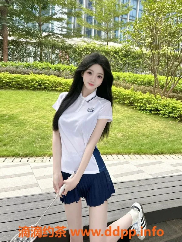 深圳楼凤-南山王婉怡：24岁大胸美眉，1388起步！