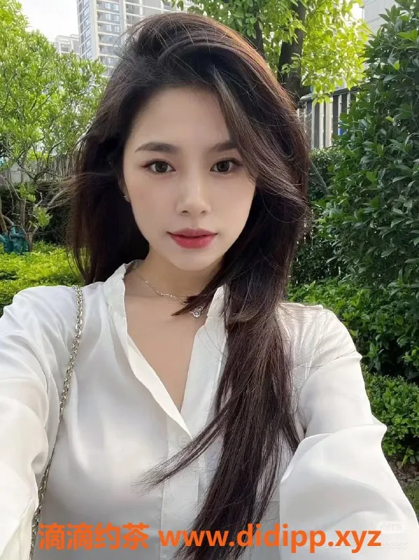 广州楼凤资源信息,黄埔雪儿，御姐大胸，6P服务等你来体验！